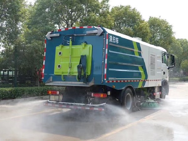 中國(guó)重汽湖北華威制造｜華威馳樂(lè)牌SGZ5189TXSZZ6T5洗掃車(chē)｜道路污染清除車(chē)｜華威馳樂(lè)牌SGZ5189TXSZZ6T5L洗掃車(chē)
